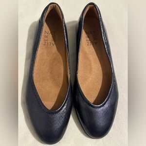 Naturalizer Women’s Vivienne Non-Slip Ballet Flat